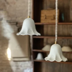 Baladeuse Lili en porcelaine biscuit - Ø 13 cm