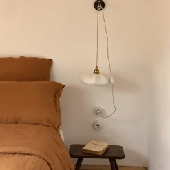 Baladeuse Maria en porcelaine biscuit - Ø 24 cm