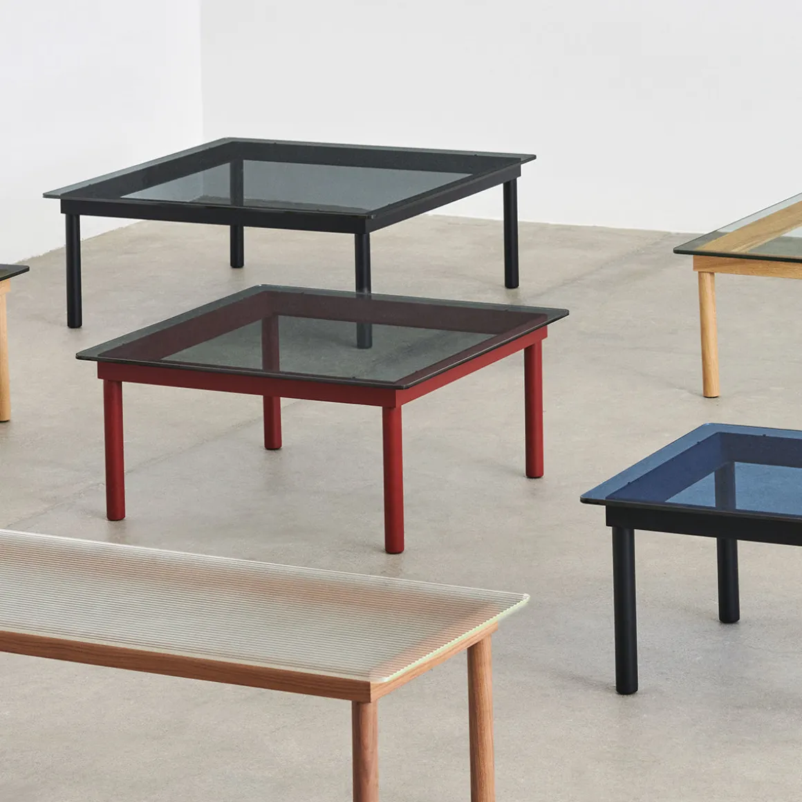 Table basse Kofi Chêne Massif Noir u0026 Verre Clair - l 60 x L 60 x h 36 cm